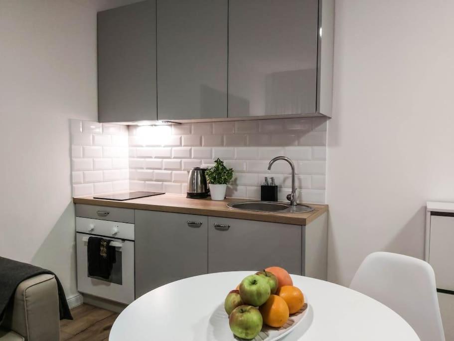Bezagenta Mozart3 Studio Easy Access To City Wifi Warsaw Exterior photo